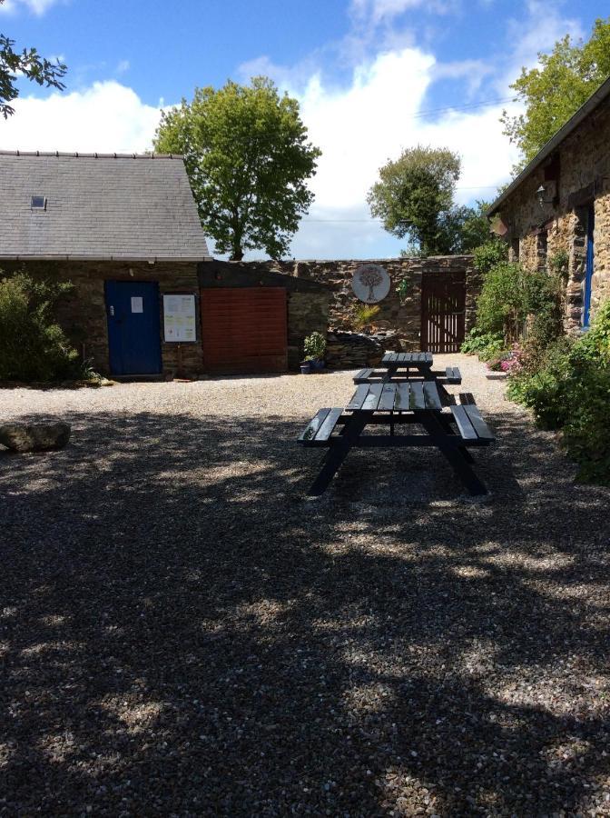 Le Boterff Gites Et Camping Saint-Mayeux Экстерьер фото